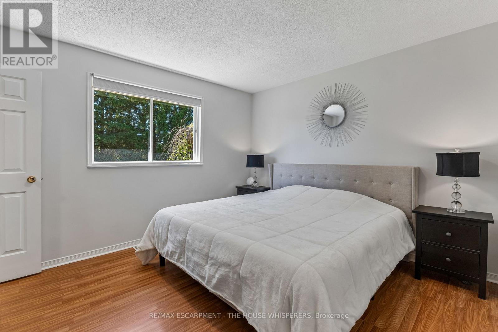 1250 Arkell Road Property Photo 16