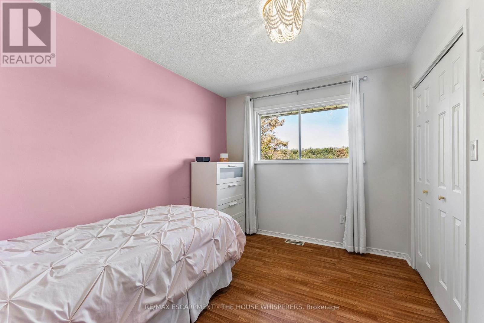 1250 Arkell Road Property Photo 19