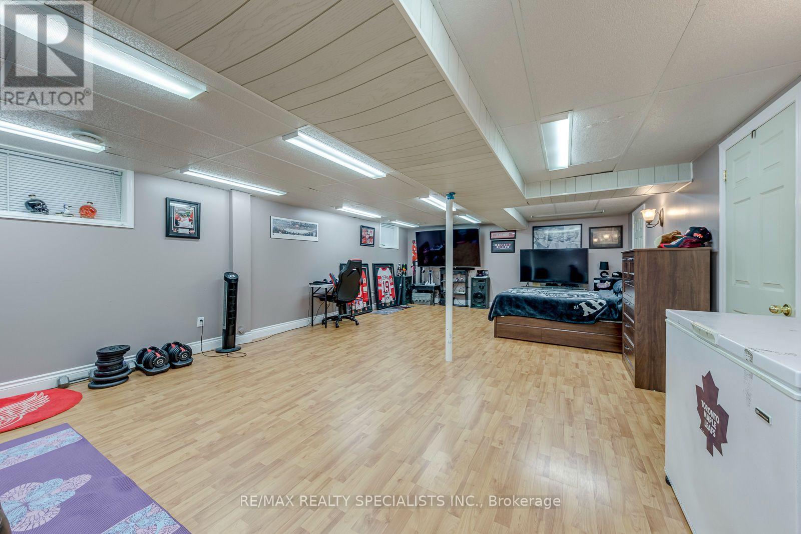 4089 Barbican Drive Property Photo 33