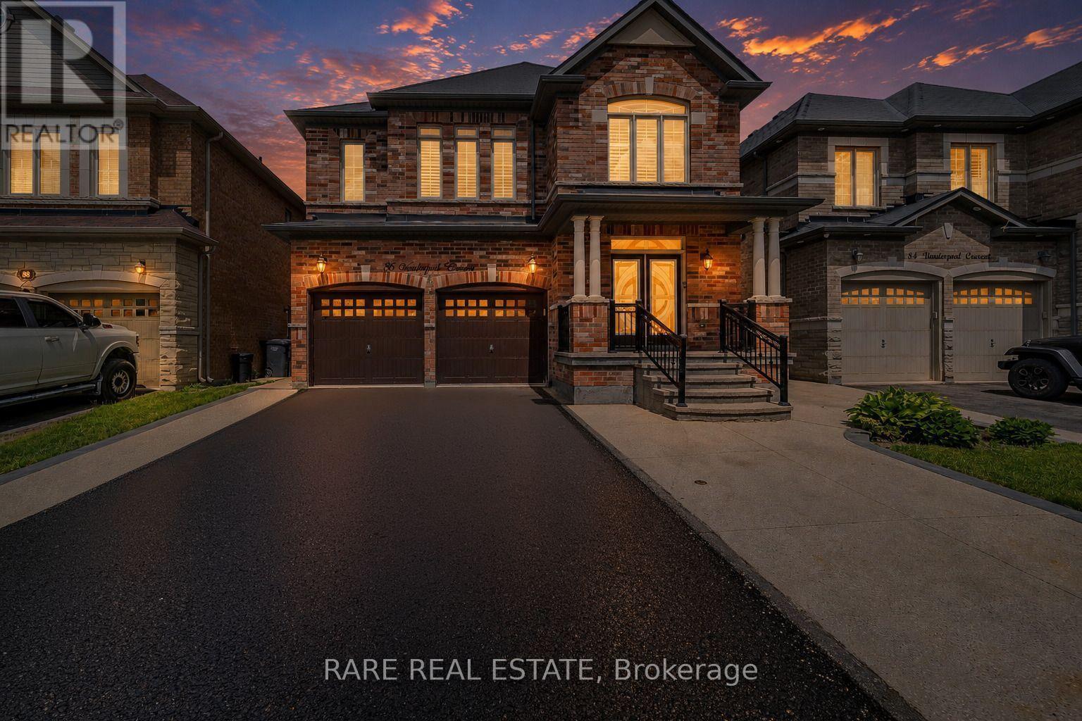86 VANDERPOOL CRESCENT