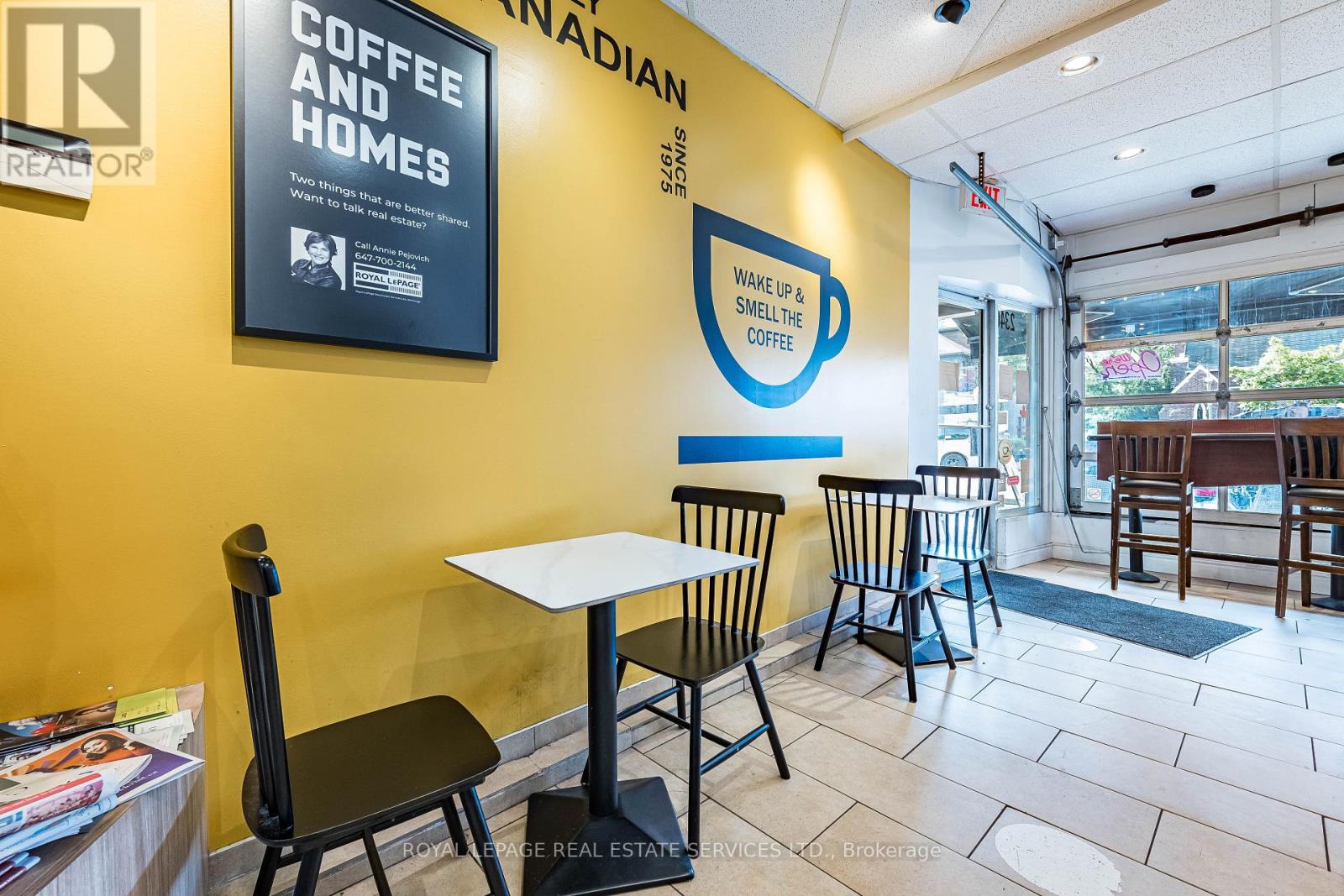 2340 Bloor Street W Property Photo 8