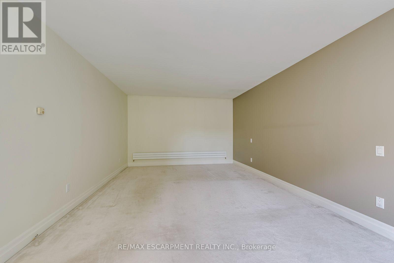 281 Pinehurst Drive Property Photo 21