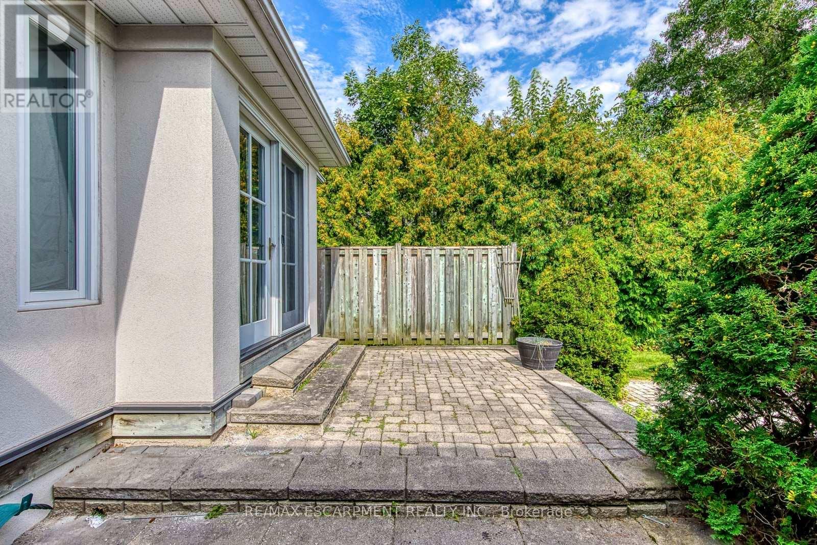 281 Pinehurst Drive Property Photo 45