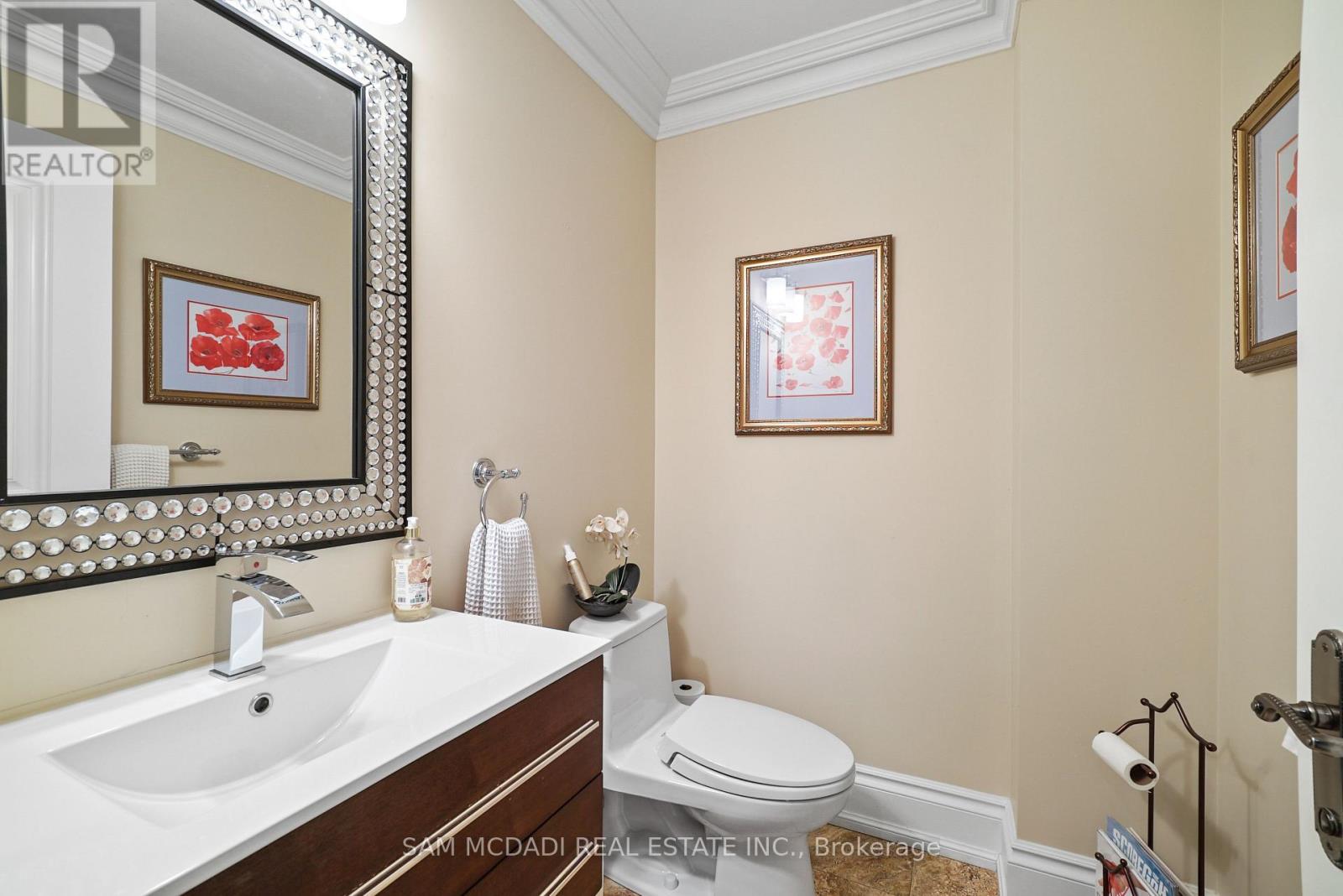 2497 Sharon Crescent Property Photo 20