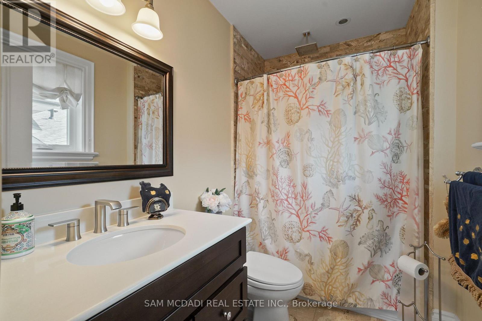 2497 Sharon Crescent Property Photo 25