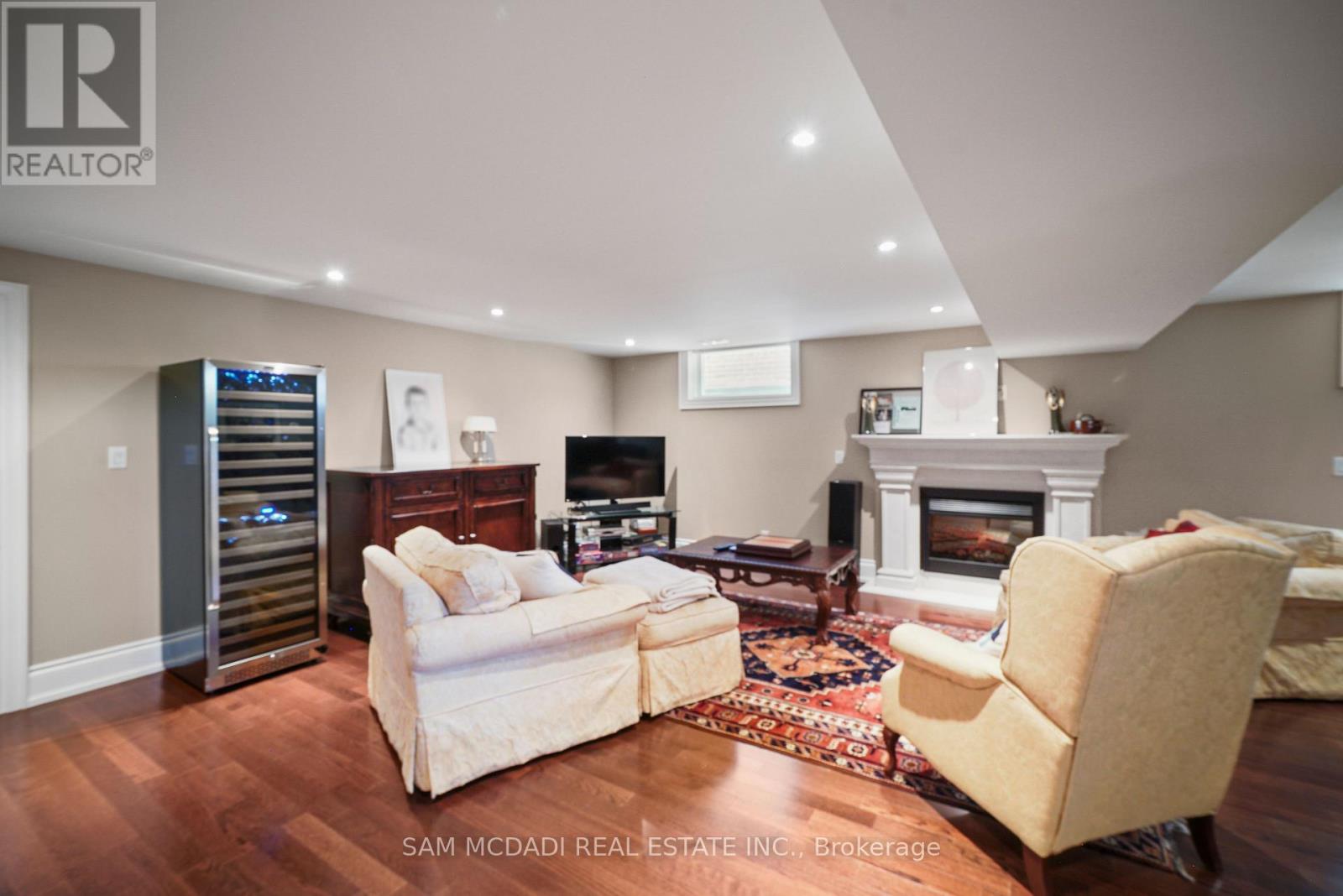 2497 Sharon Crescent Property Photo 32