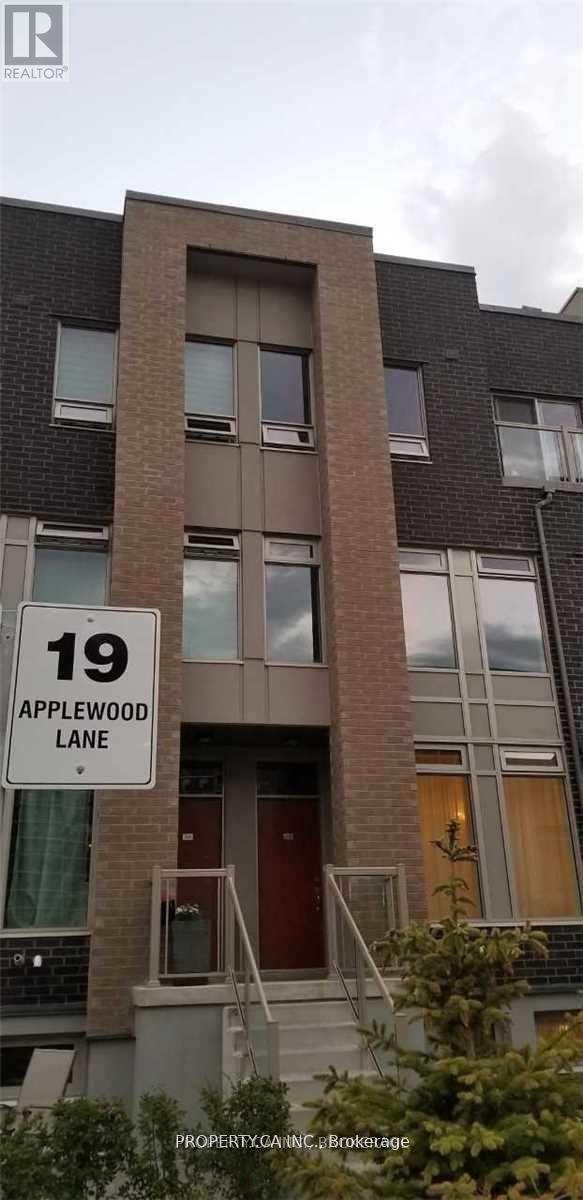 248 - 19 Applewood Lane Property Photo 1
