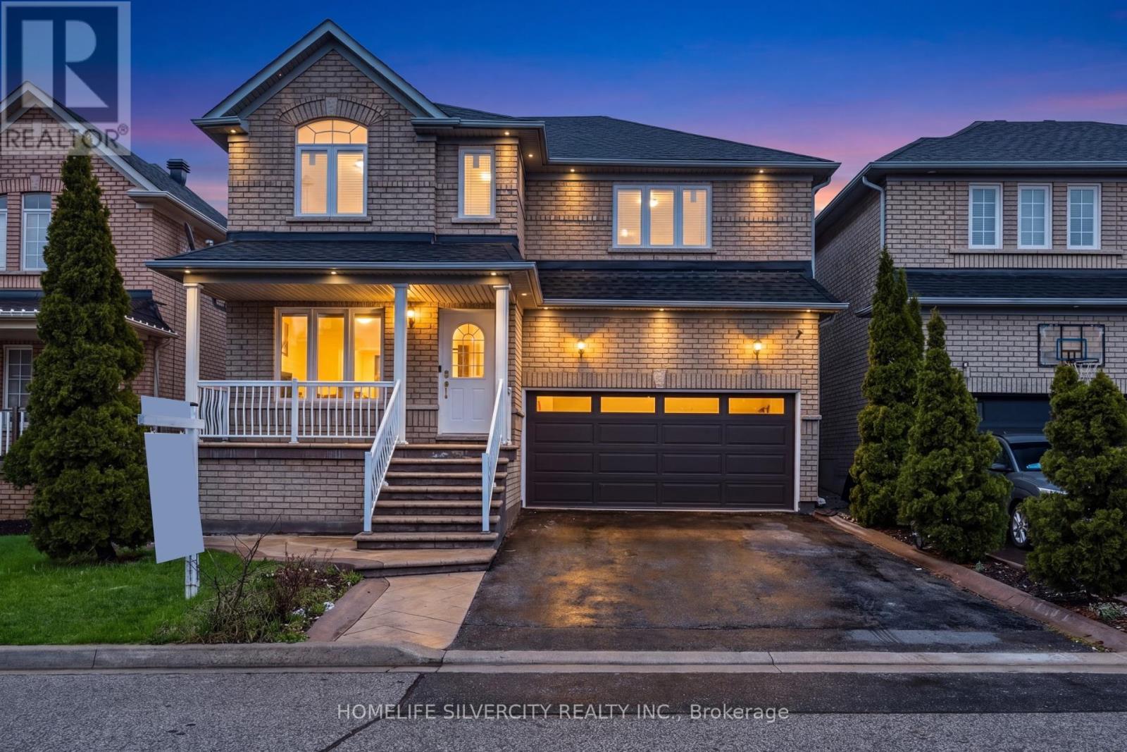 29 BEACHPOINT BOULEVARD