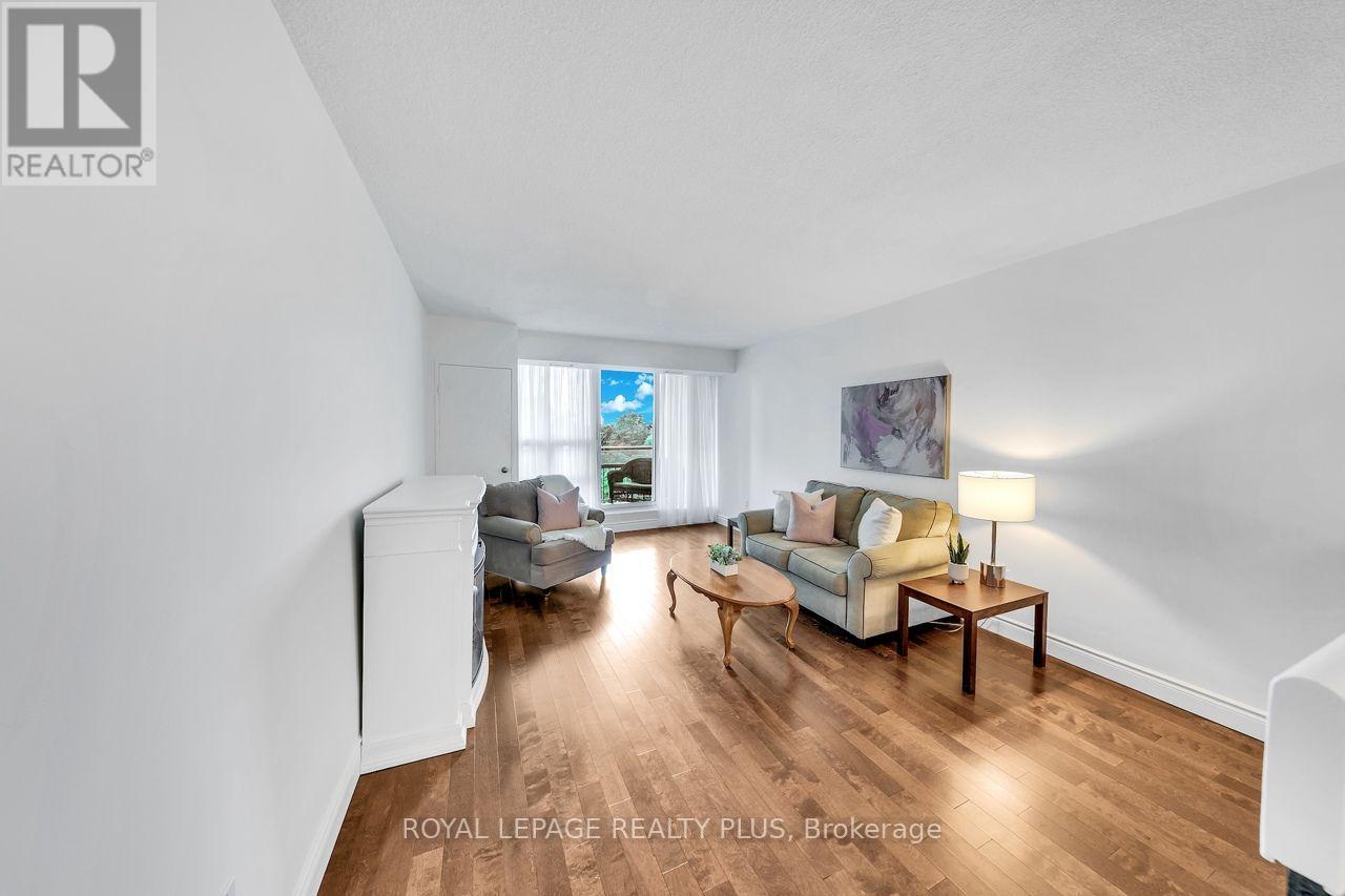403 - 1359 White Oaks Boulevard Property Photo 14