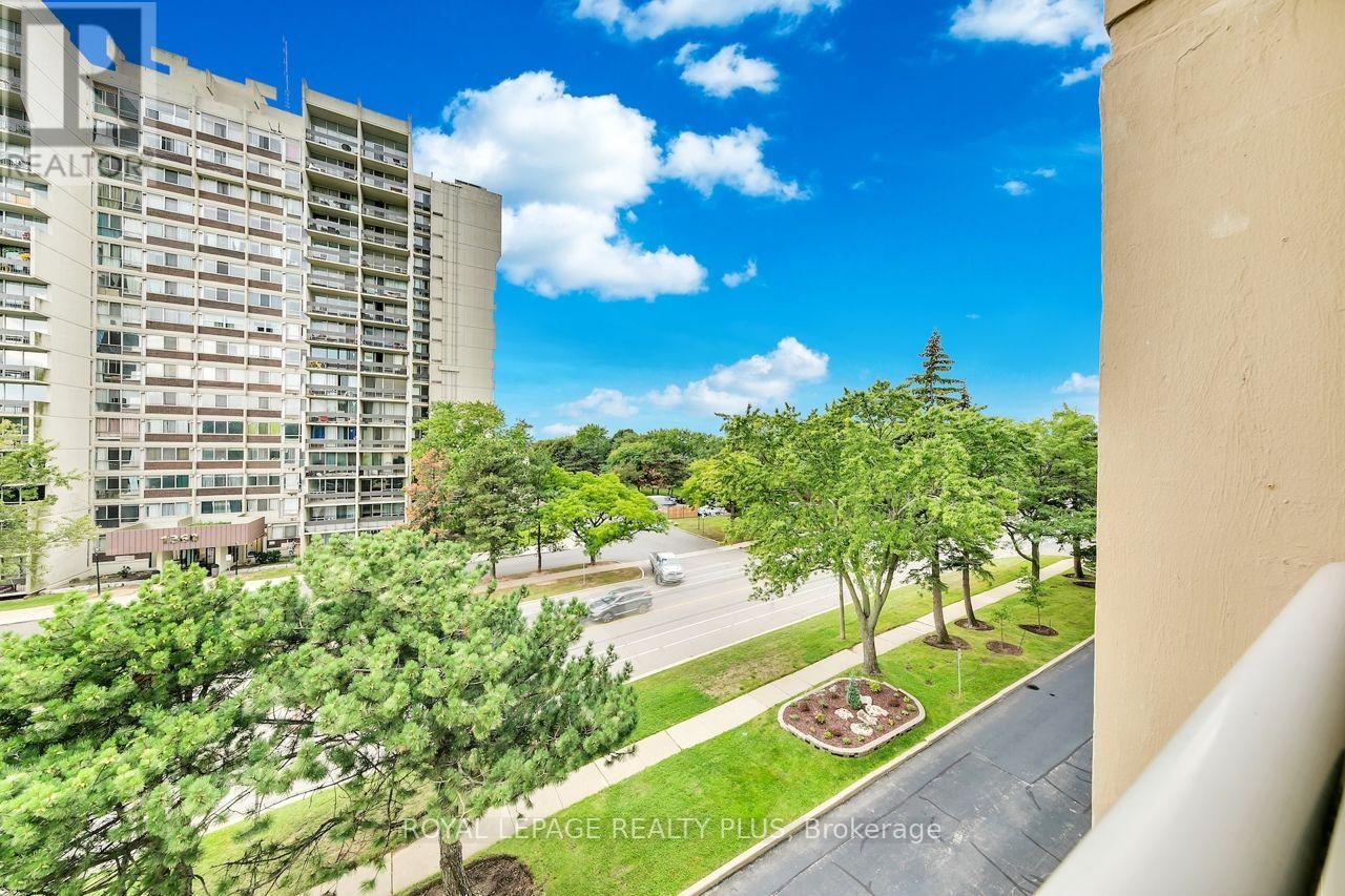 403 - 1359 White Oaks Boulevard Property Photo 21