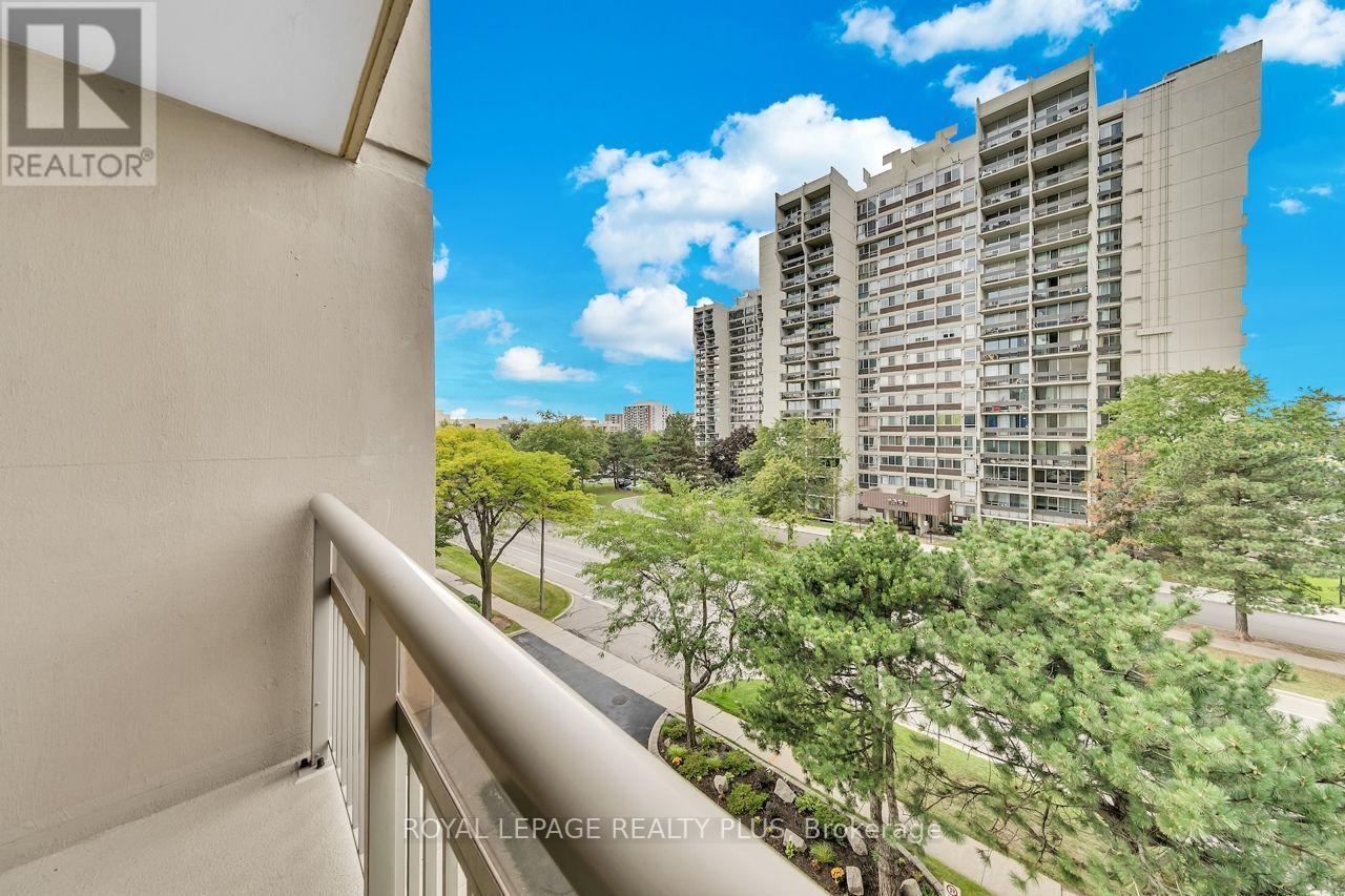 403 - 1359 White Oaks Boulevard Property Photo 22
