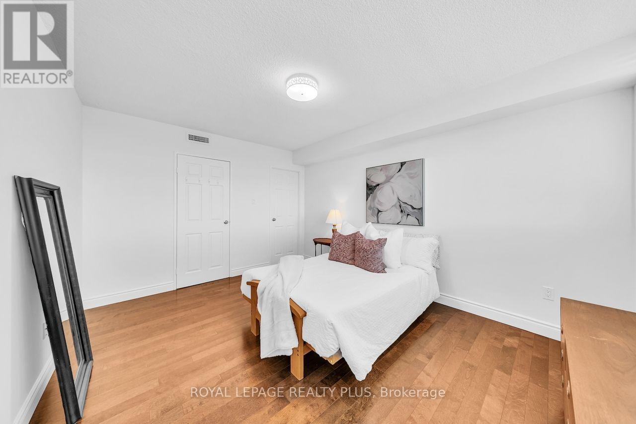 403 - 1359 White Oaks Boulevard Property Photo 35