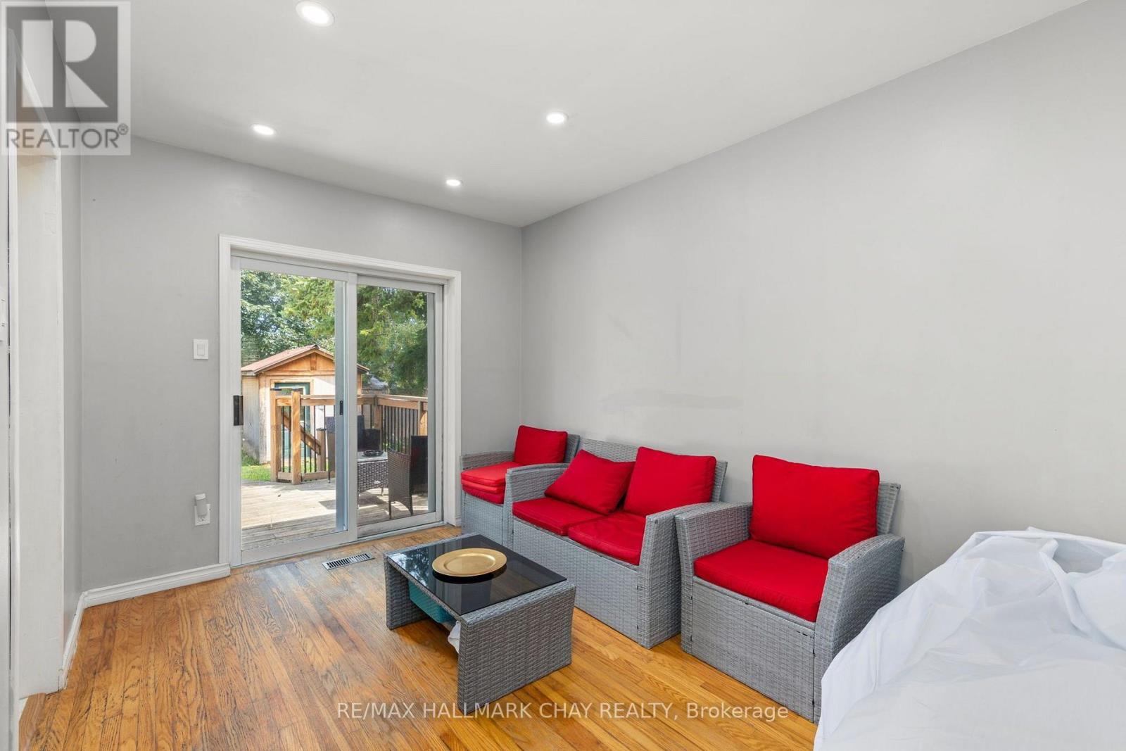 41 Aberdeen Crescent Property Photo 7
