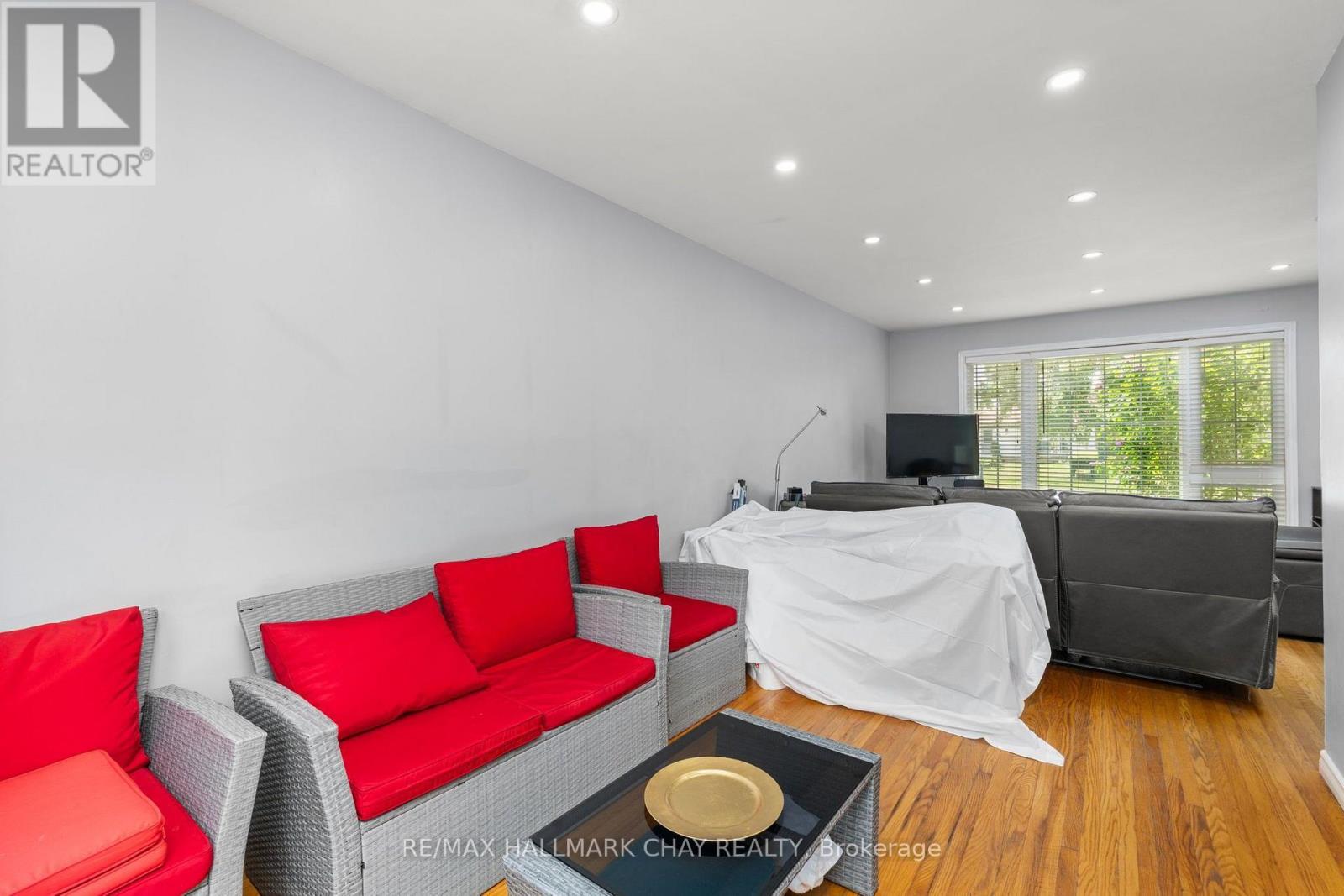 41 Aberdeen Crescent Property Photo 8