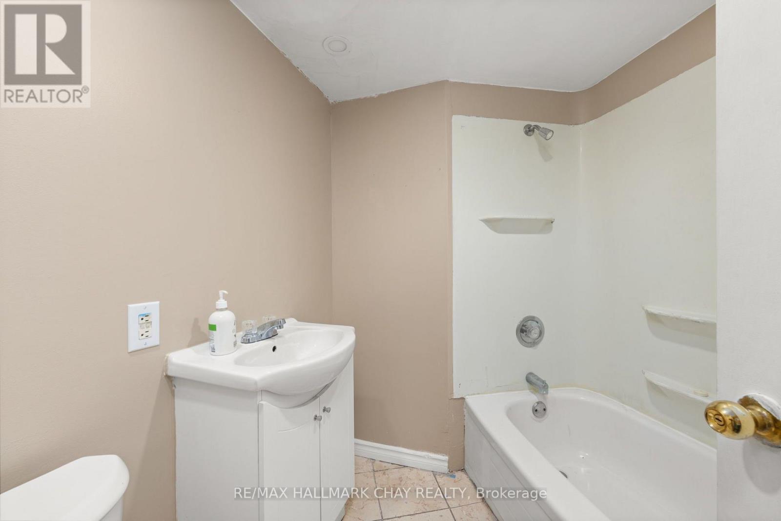 41 Aberdeen Crescent Property Photo 26