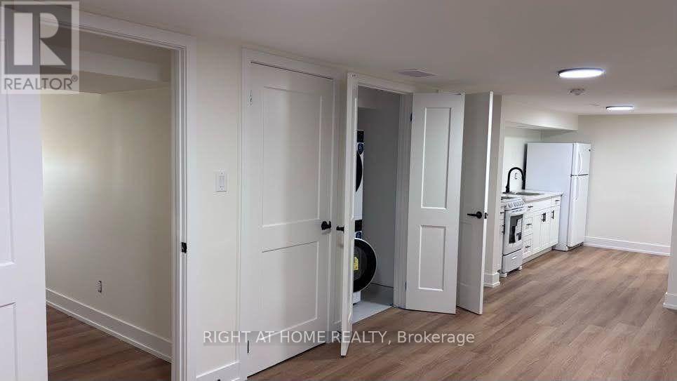 584 Forestwood Crescent Property Photo 8