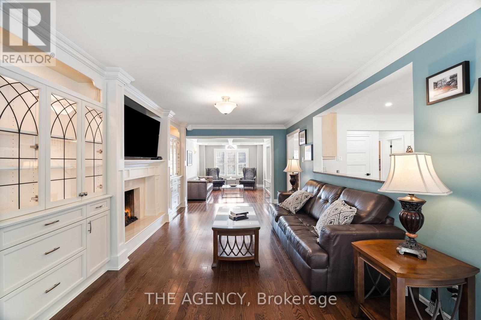 7 Stonegate Drive Property Photo 2