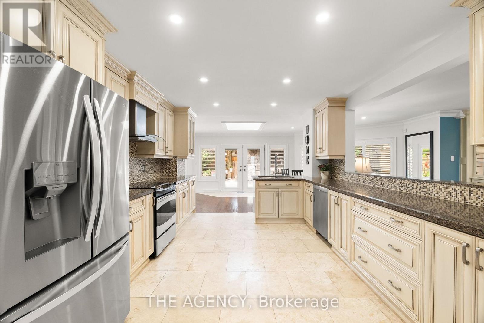 7 Stonegate Drive Property Photo 12
