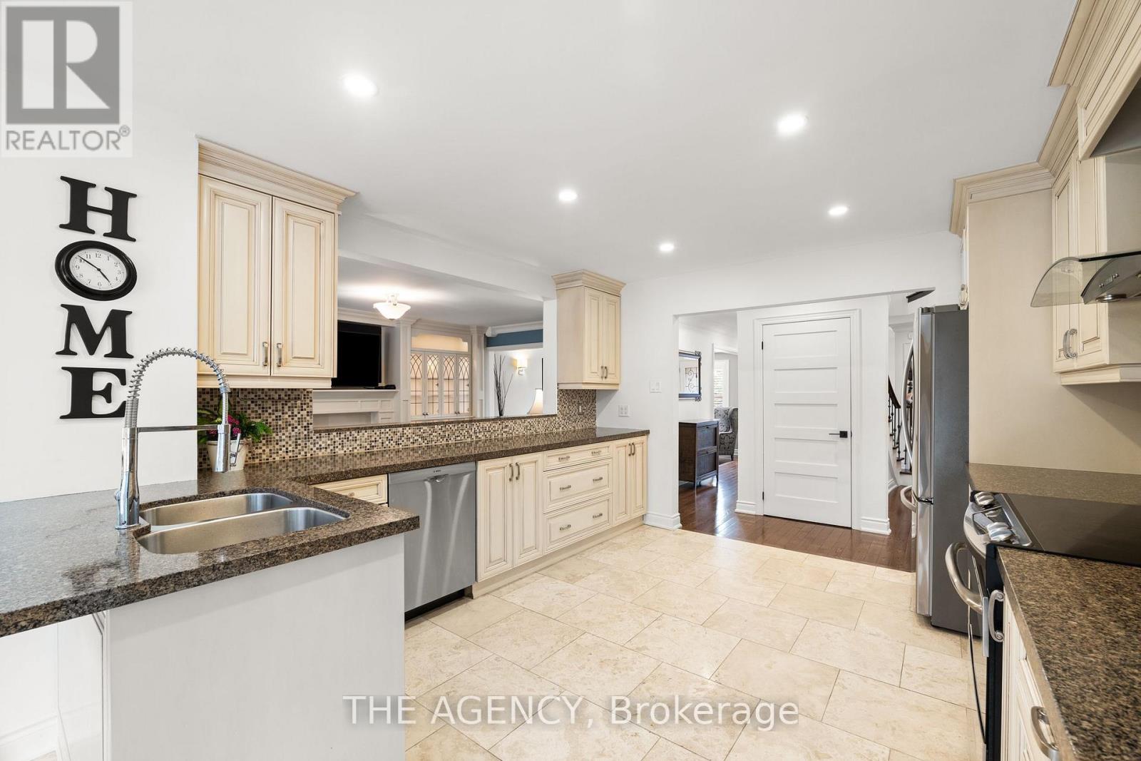 7 Stonegate Drive Property Photo 13