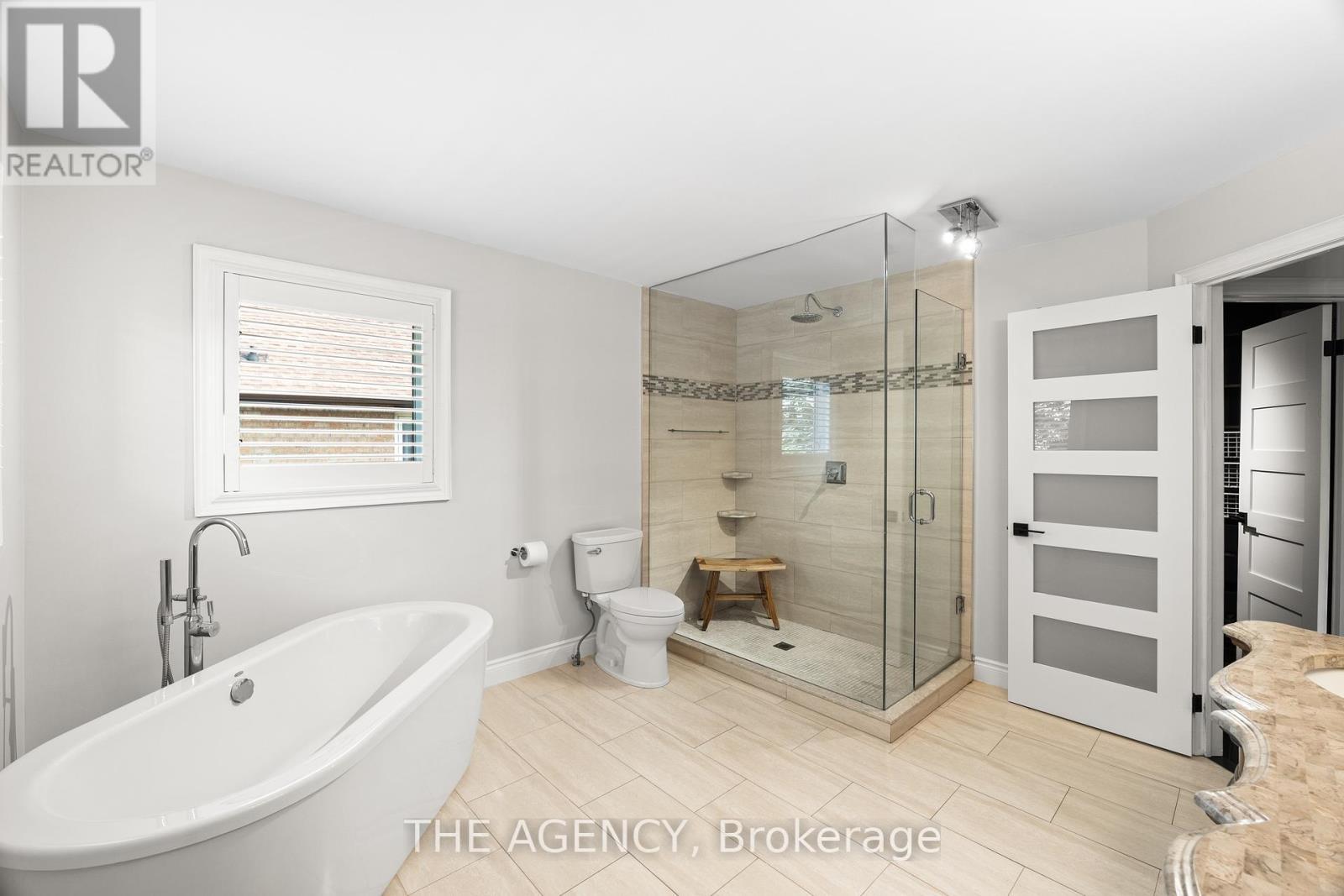 7 Stonegate Drive Property Photo 17