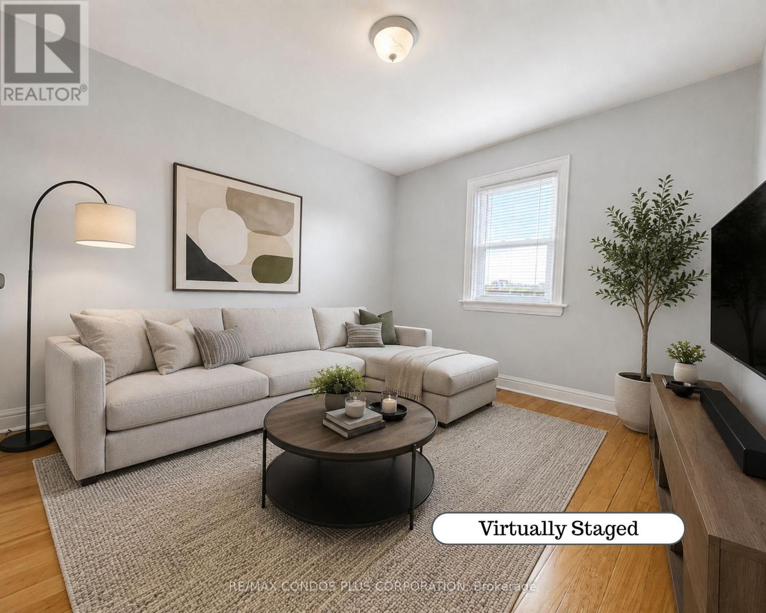 UPPER FLOOR - 60 KANE AVENUE
