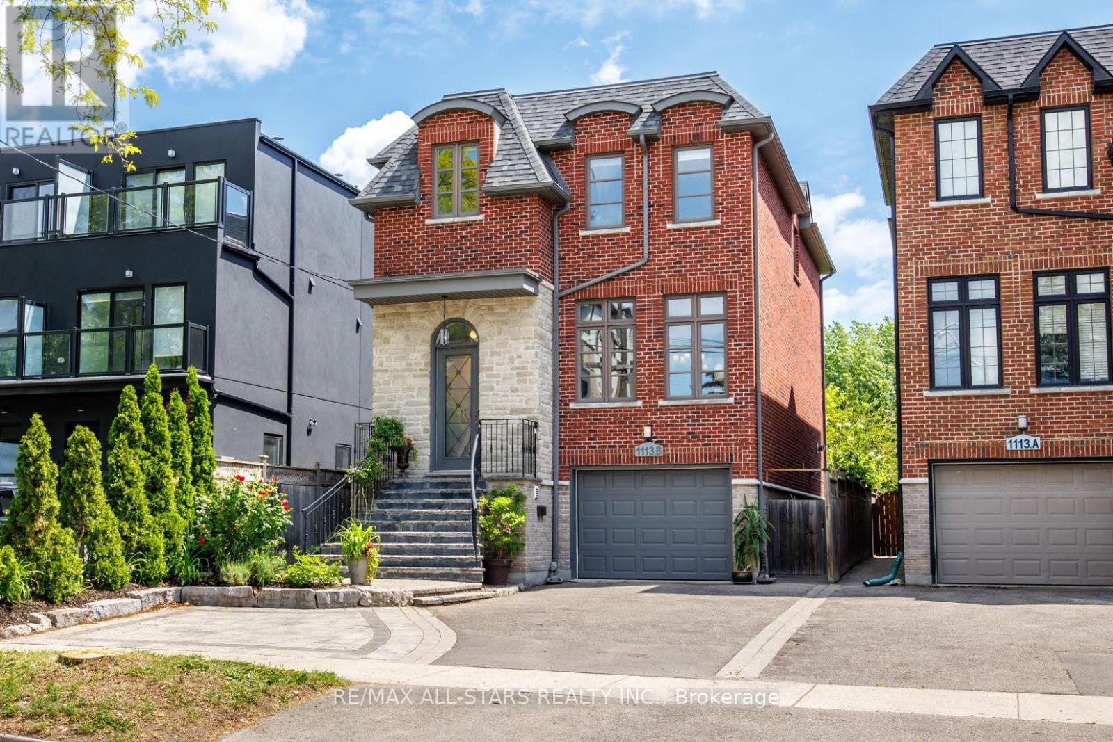 1113b Islington Avenue Property Photo 1
