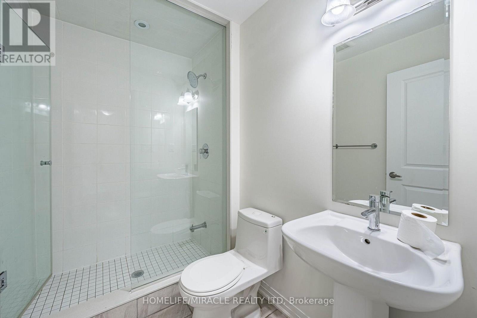 8 - 161 William Duncan Road Property Photo 19