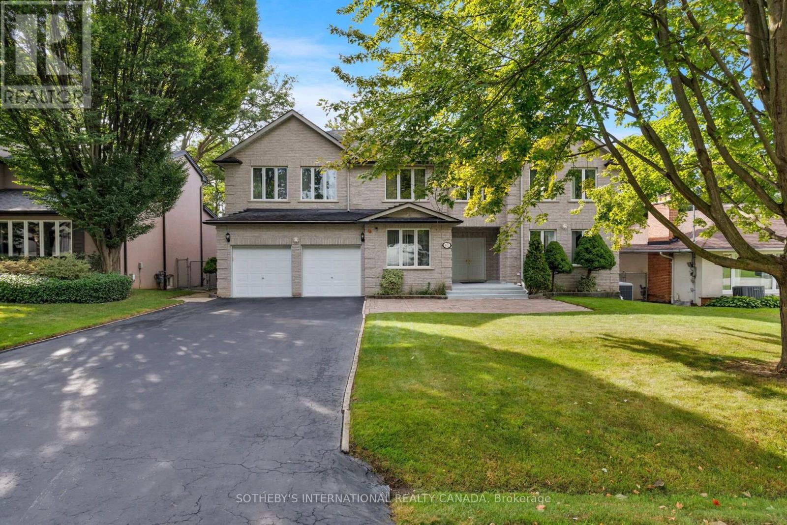 47 Great Oak Drive Property Photo 1