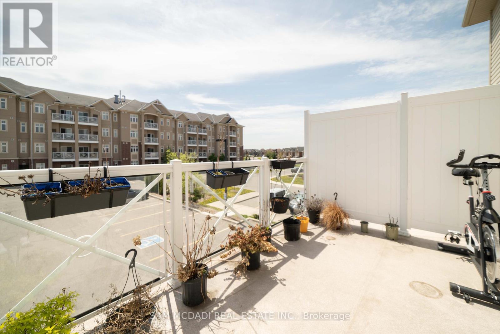 103 - 1380 Costigan Road Property Photo 17