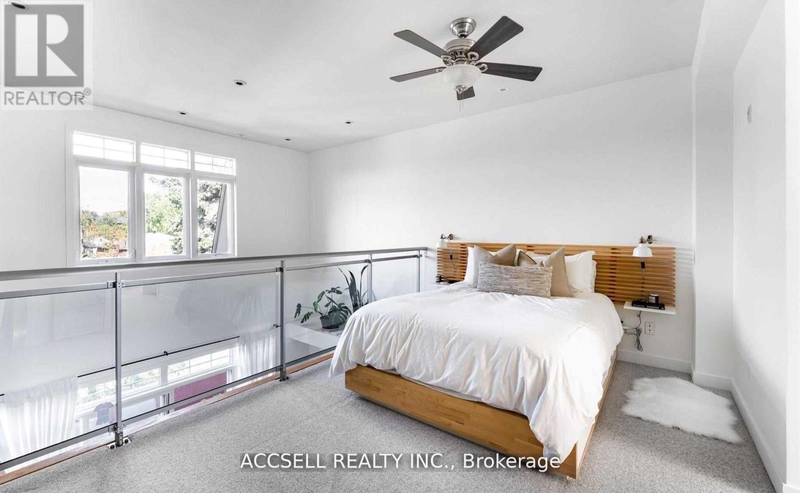 229 - 3400 Lake Shore Boulevard W Property Photo 8
