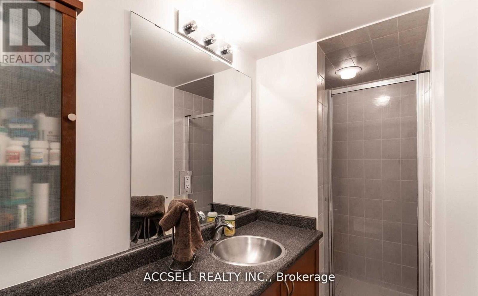 229 - 3400 Lake Shore Boulevard W Property Photo 13