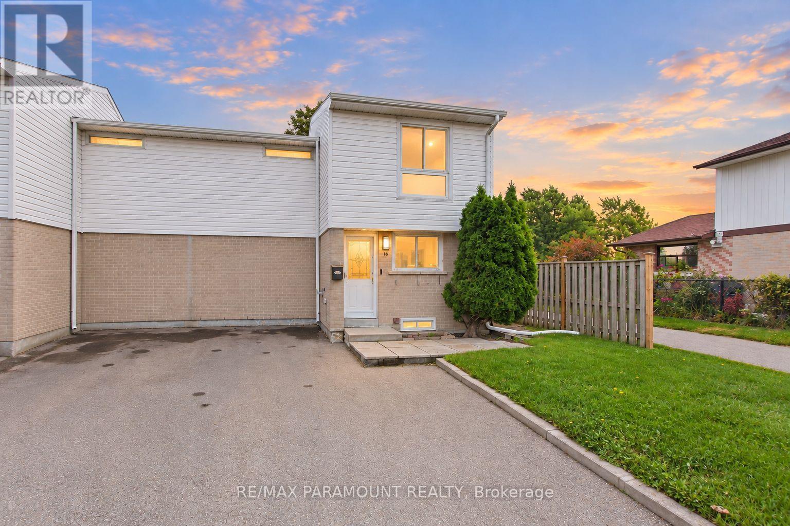 16 Gleneaden Court Property Photo 5