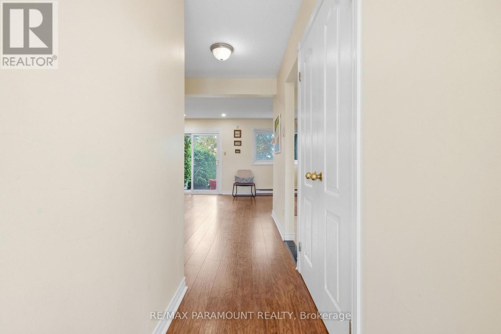 16 Gleneaden Court Property Photo 7