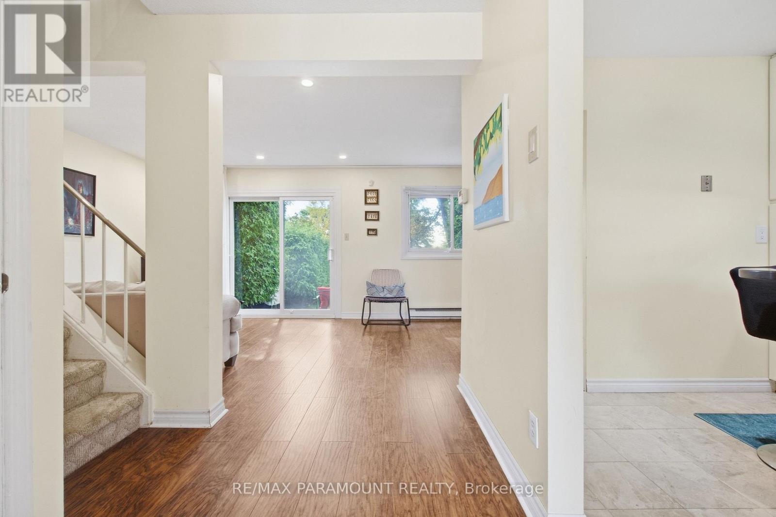 16 Gleneaden Court Property Photo 8
