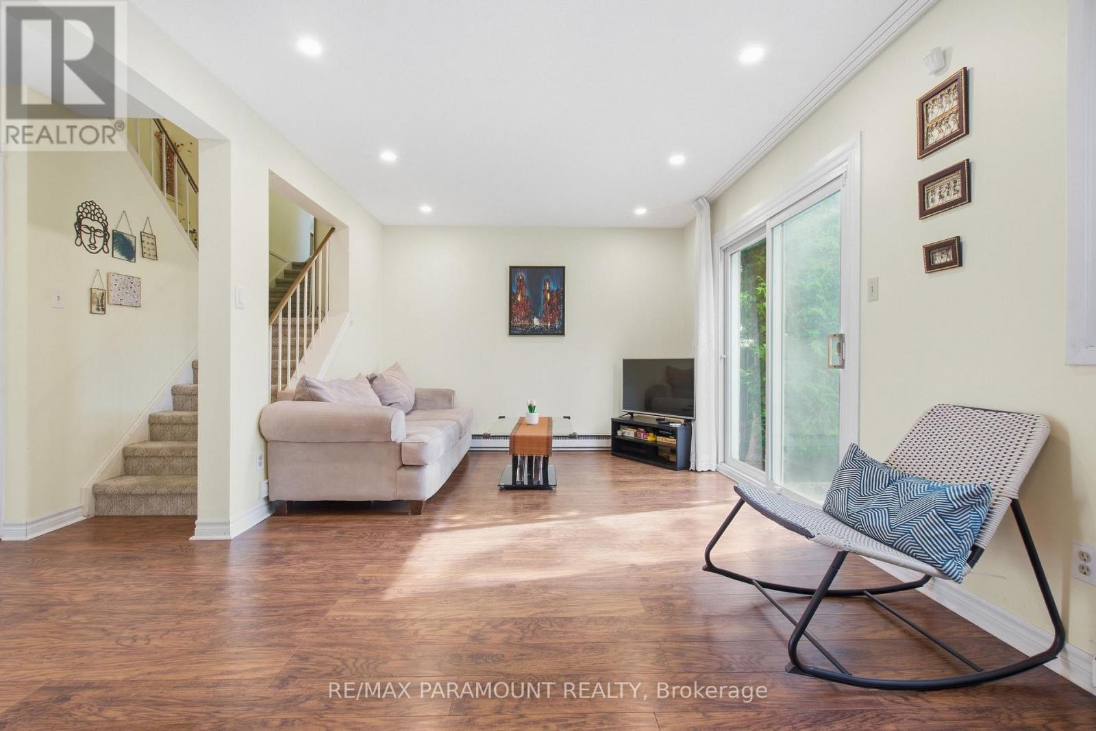 16 Gleneaden Court Property Photo 16