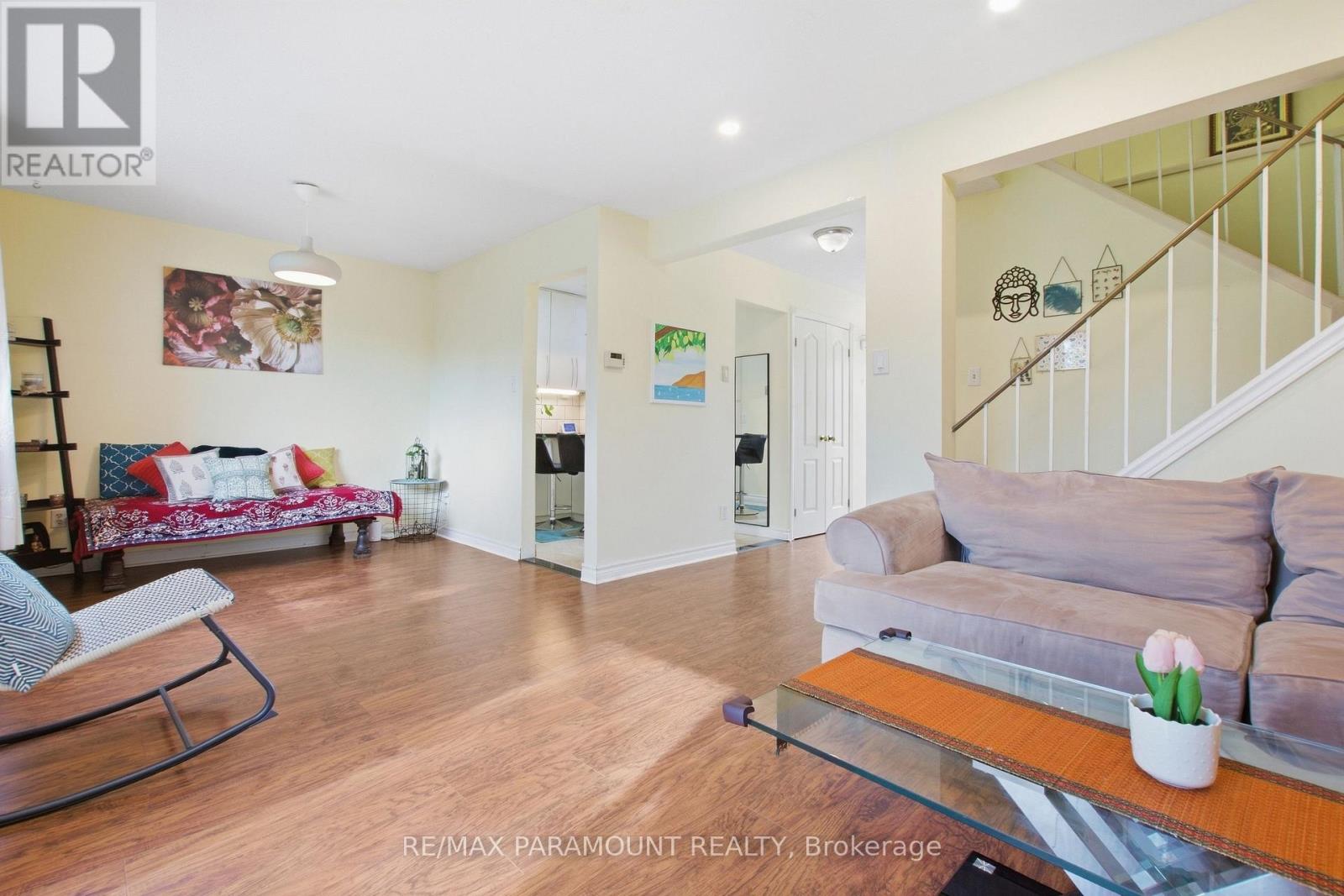 16 Gleneaden Court Property Photo 19