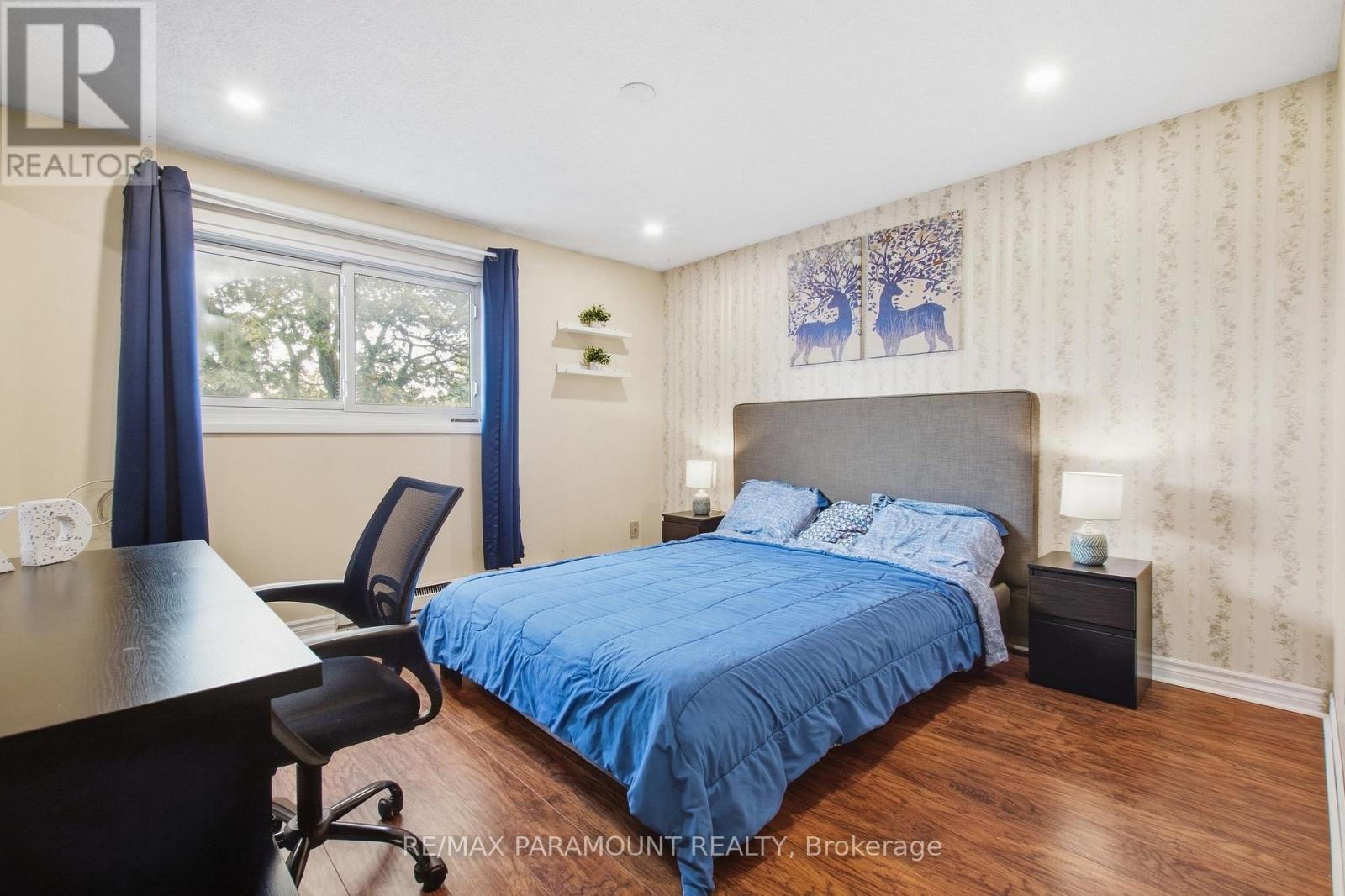16 Gleneaden Court Property Photo 27