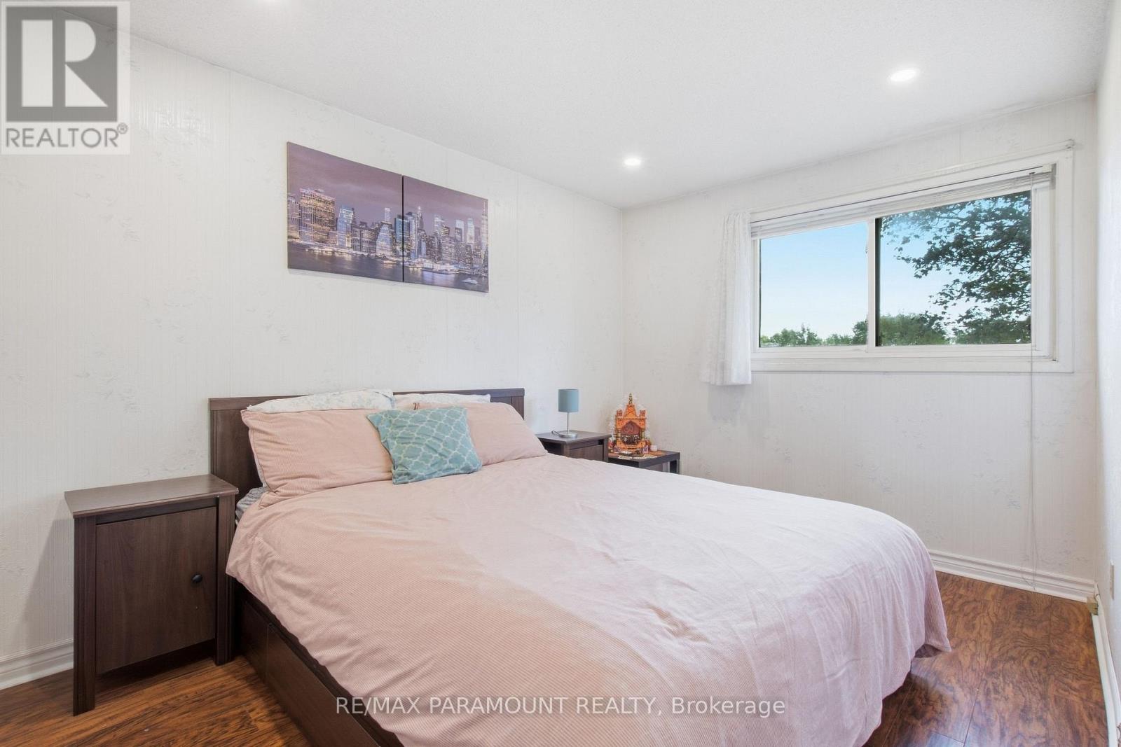 16 Gleneaden Court Property Photo 29