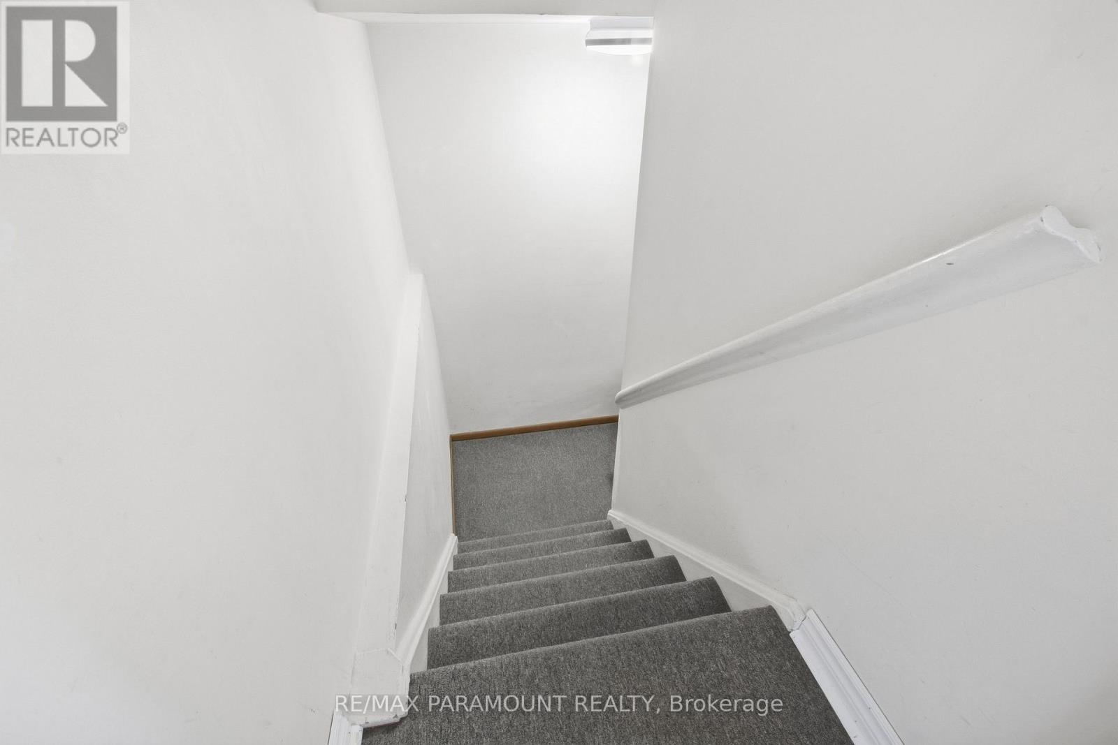 16 Gleneaden Court Property Photo 32