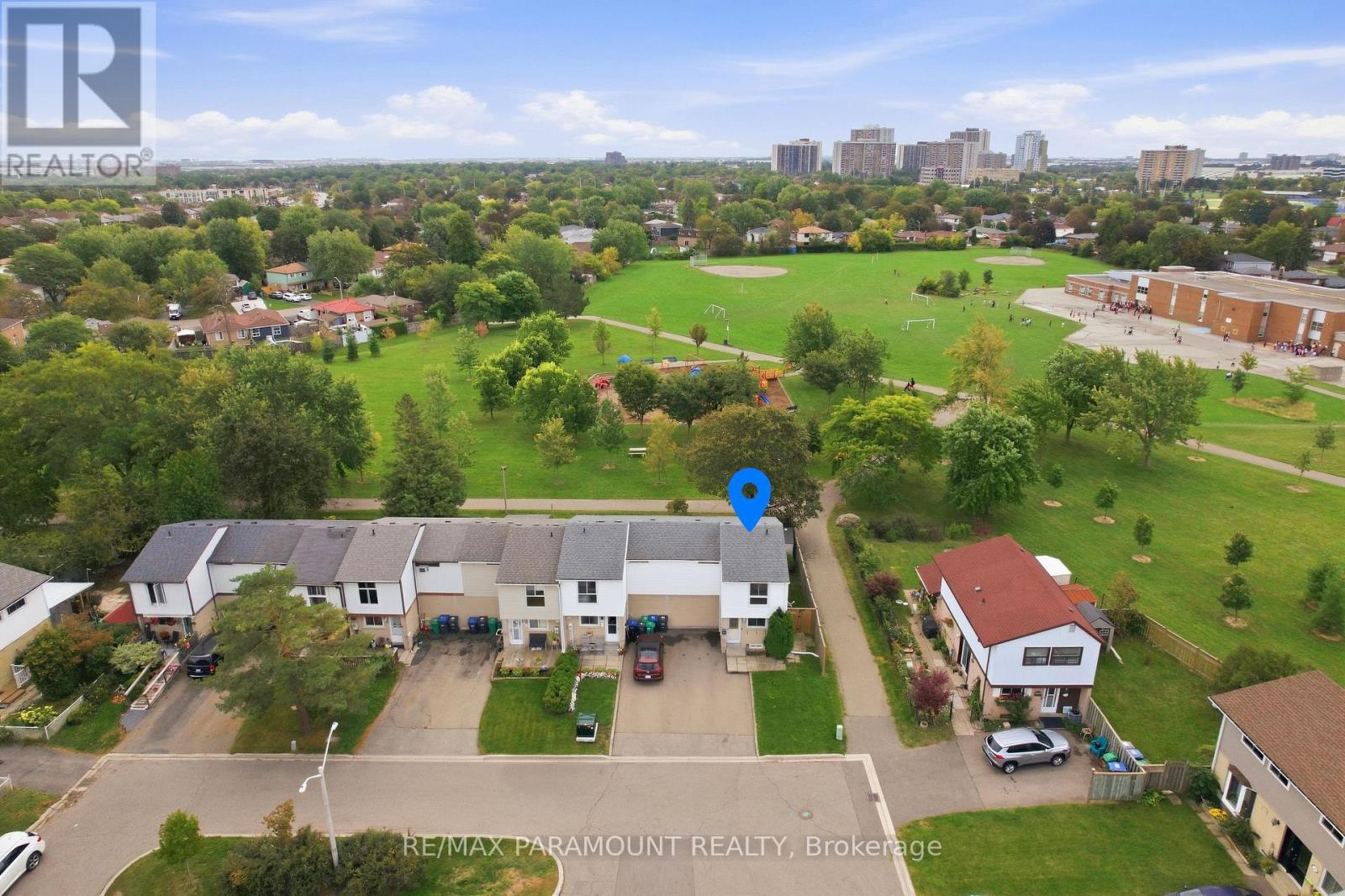 16 Gleneaden Court Property Photo 44