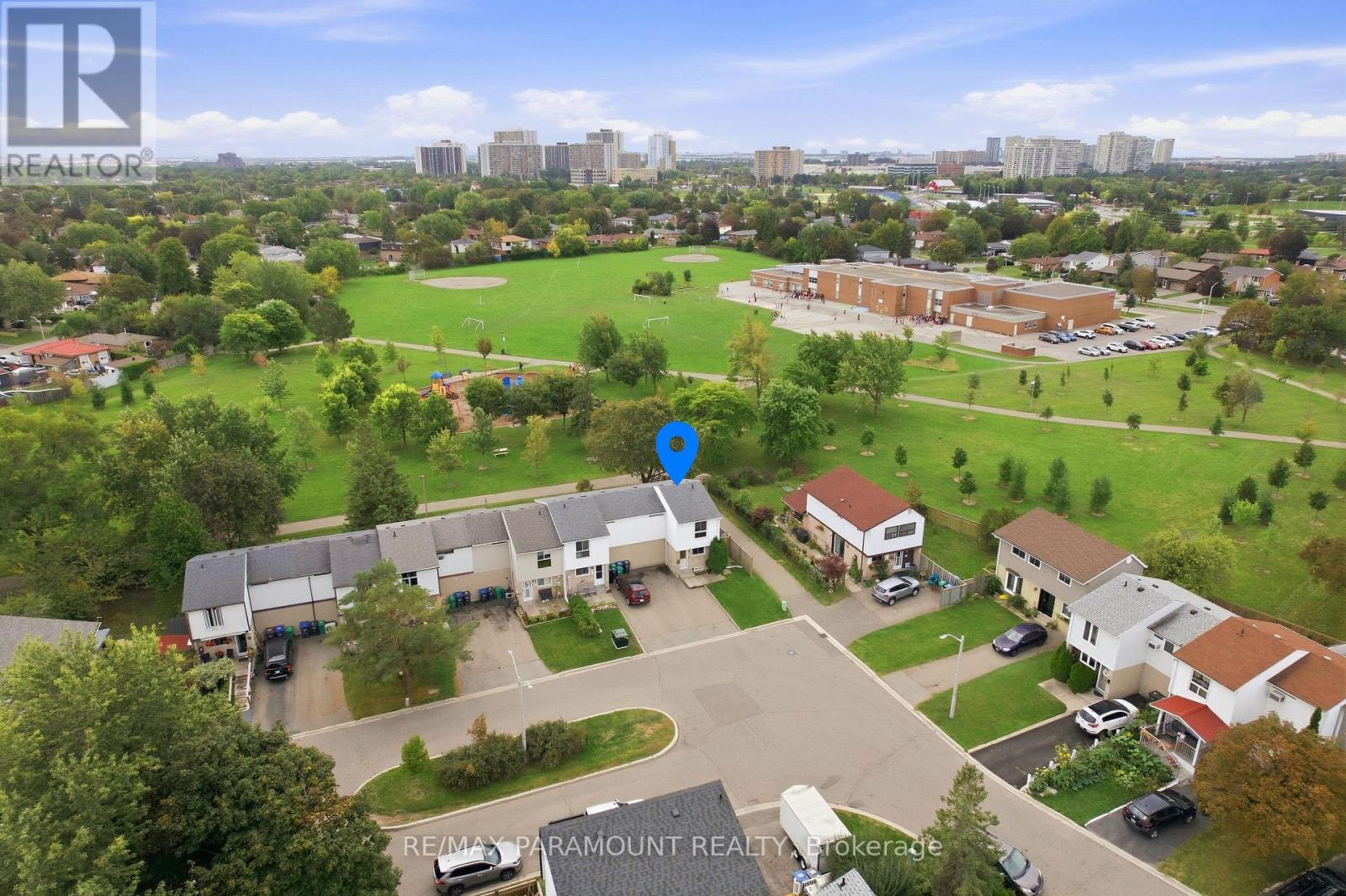 16 Gleneaden Court Property Photo 45