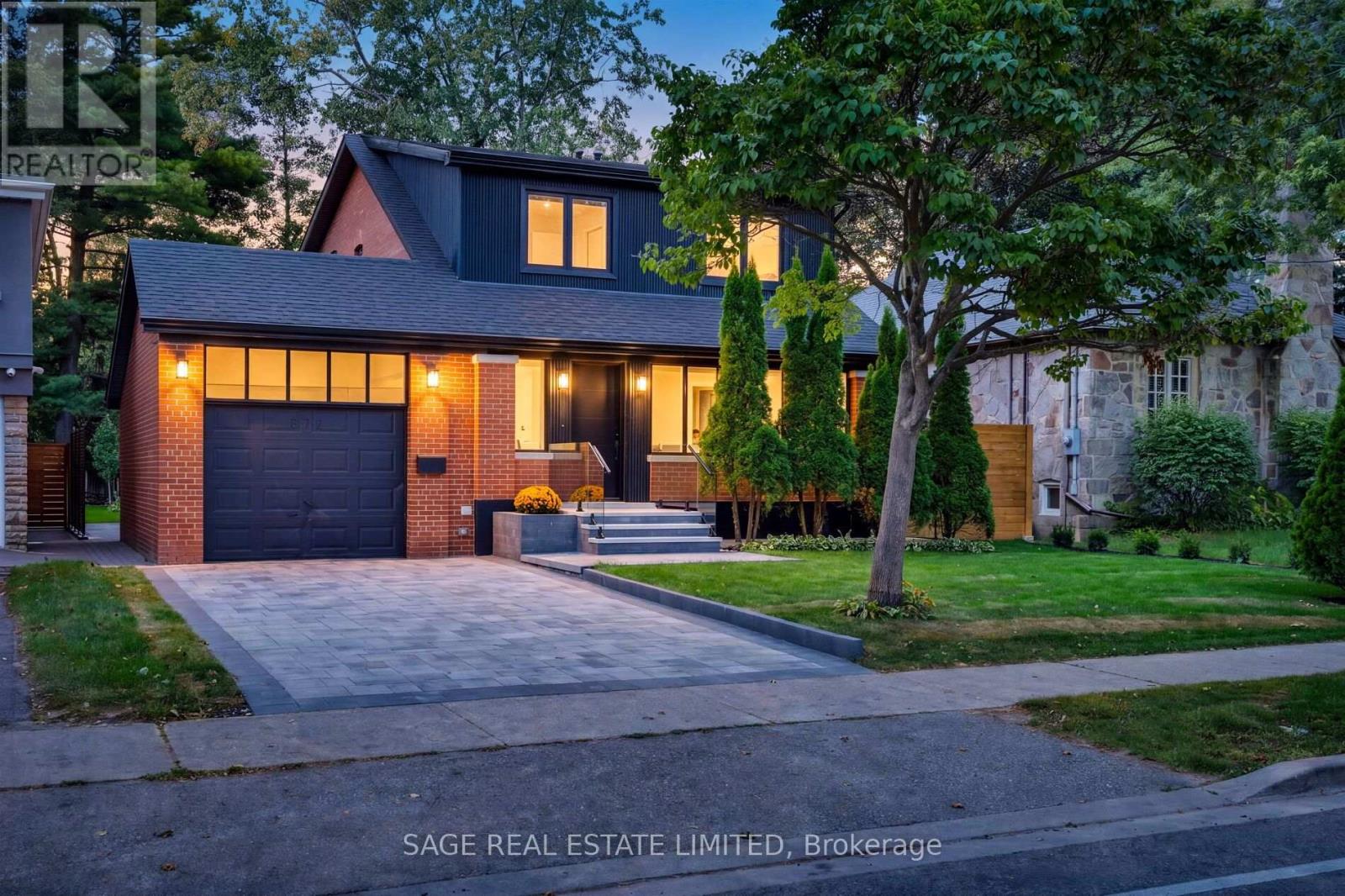 872 Royal York Road Property Photo 1