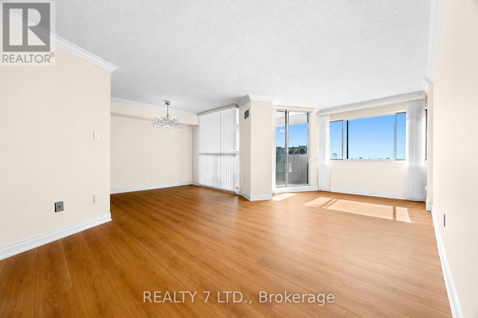 1507 - 50 Elm Drive E Property Photo 1