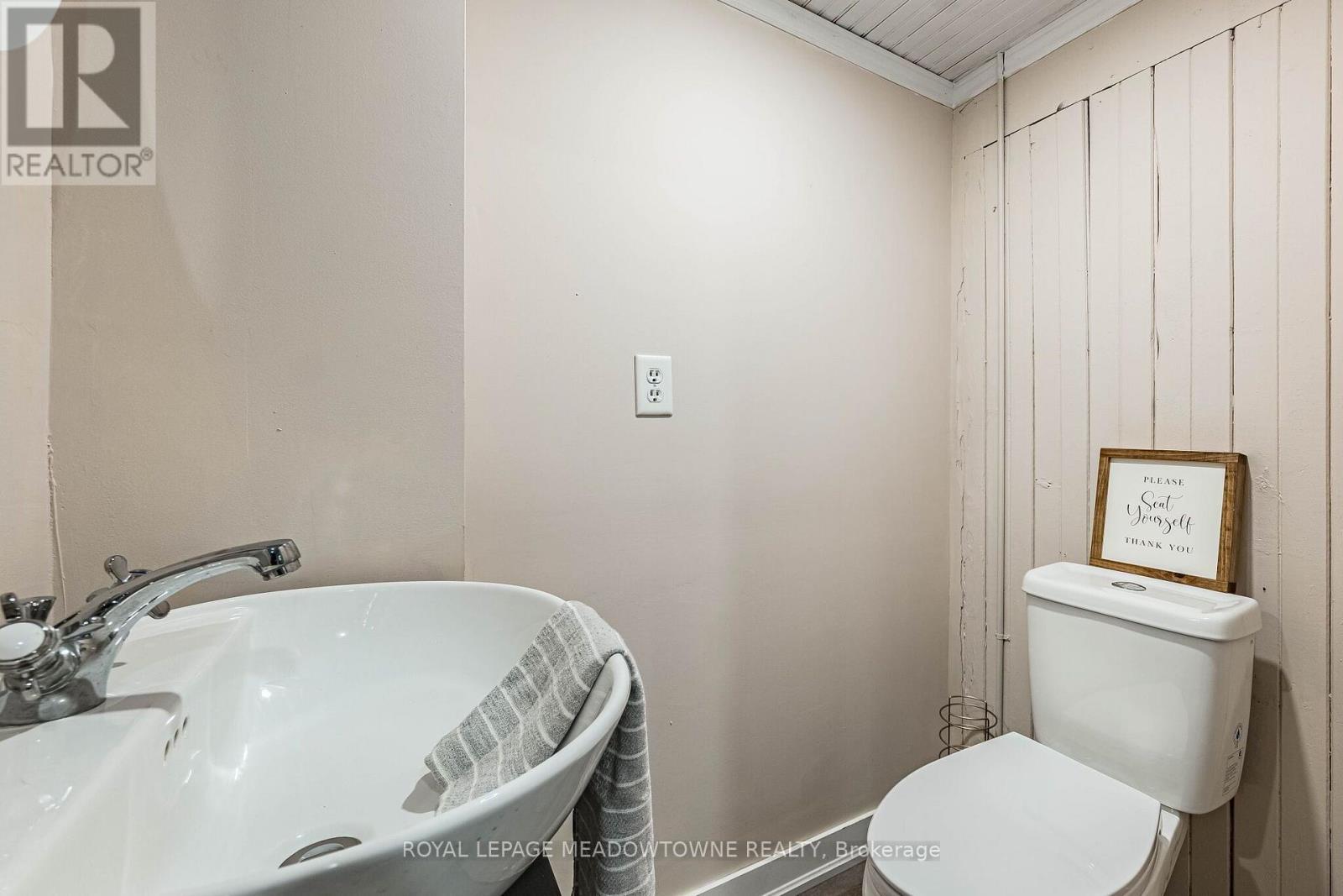 32 Craig Street Property Photo 29