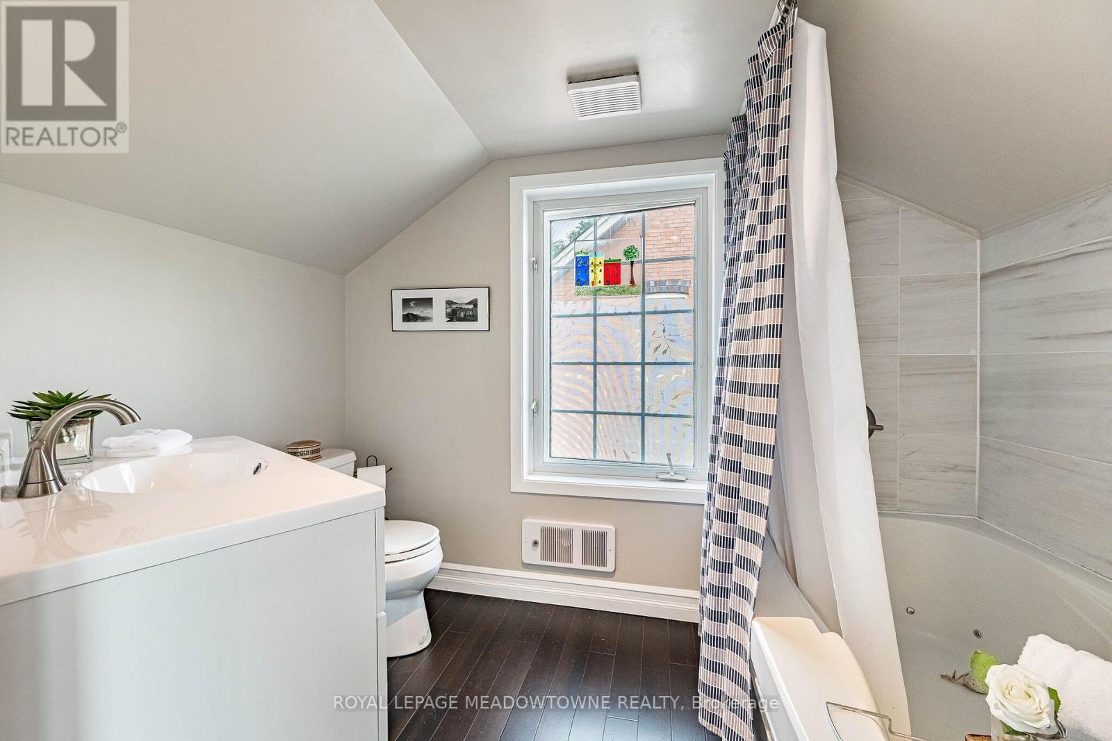 32 Craig Street Property Photo 36