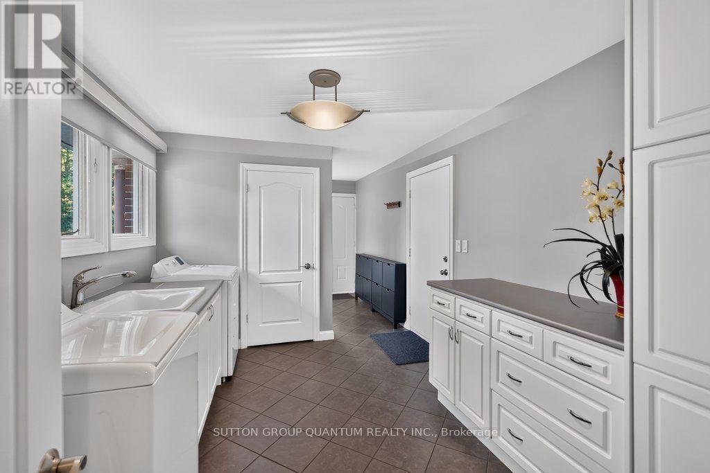 1526 Green Glade Property Photo 16