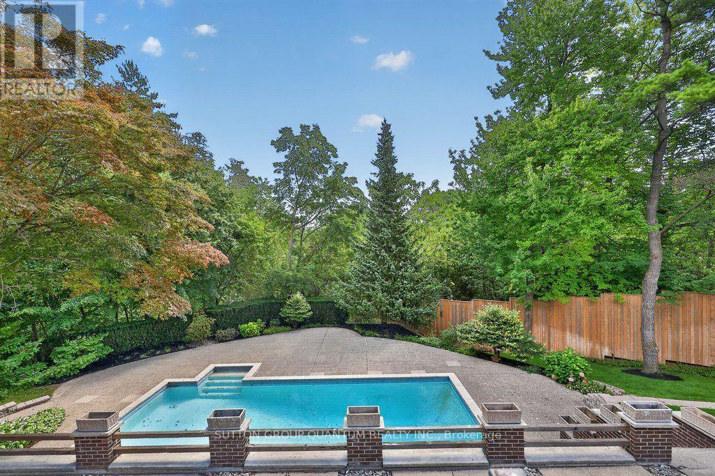1526 Green Glade Property Photo 18
