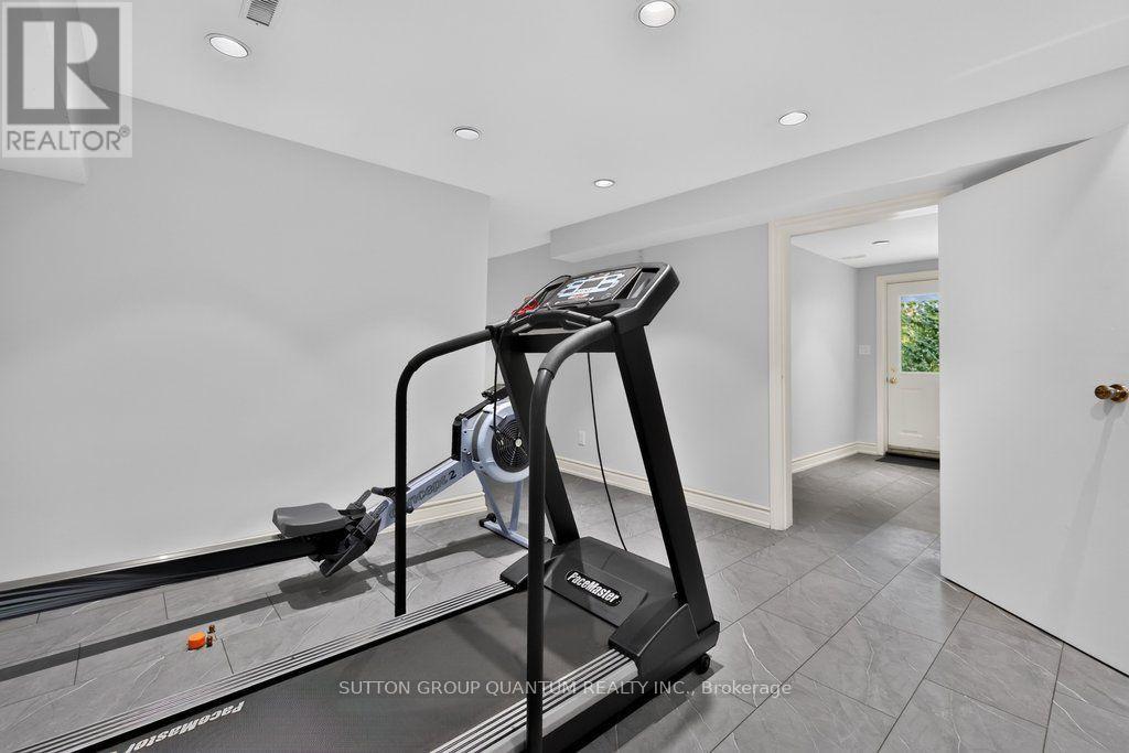 1526 Green Glade Property Photo 35