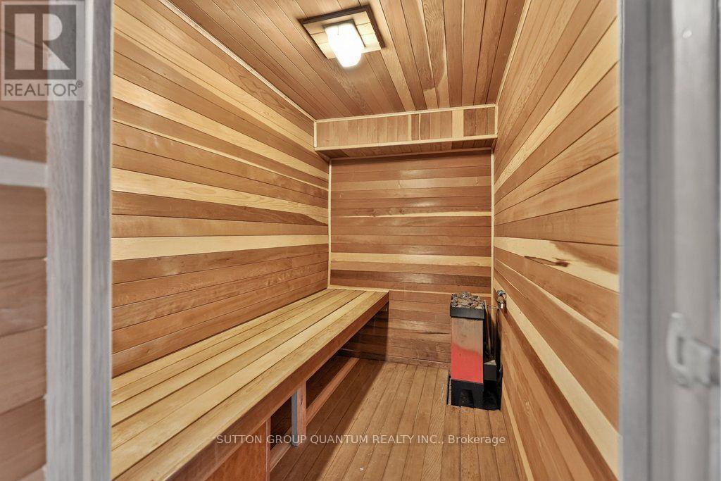 1526 Green Glade Property Photo 36