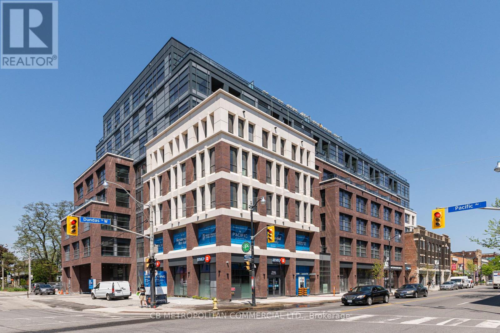 401 - 2946 DUNDAS STREET WEST STREET W Property Photo 1